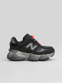 New Balance IV9060BK