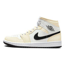 Air Jordan 1 Mid BQ6472 121