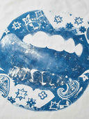NOISSEY T-shirt “Hustle" Blue Paisley Lip Graphic Long Sleeve