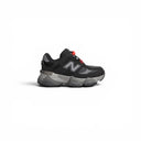 New Balance IV9060BK